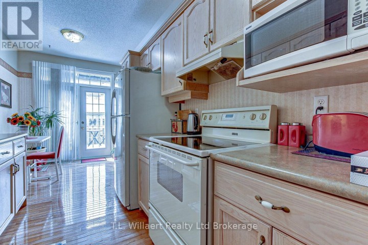 Photo 13 at UNIT 4 - 7 , Tillsonburg Photo 13 at UNIT 4 - 7 , Tillsonburg