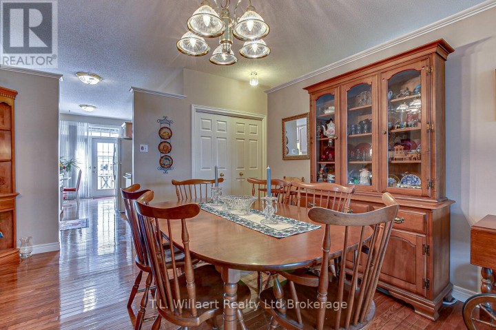 Photo 15 at UNIT 4 - 7 , Tillsonburg Photo 15 at UNIT 4 - 7 , Tillsonburg