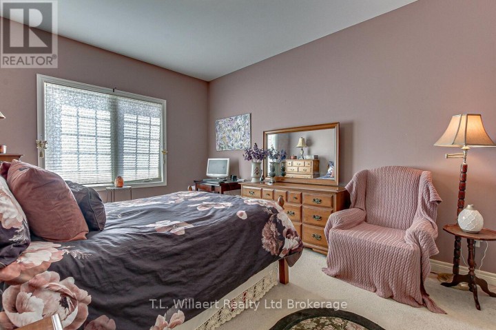 Photo 7 at UNIT 4 - 7 , Tillsonburg Photo 7 at UNIT 4 - 7 , Tillsonburg