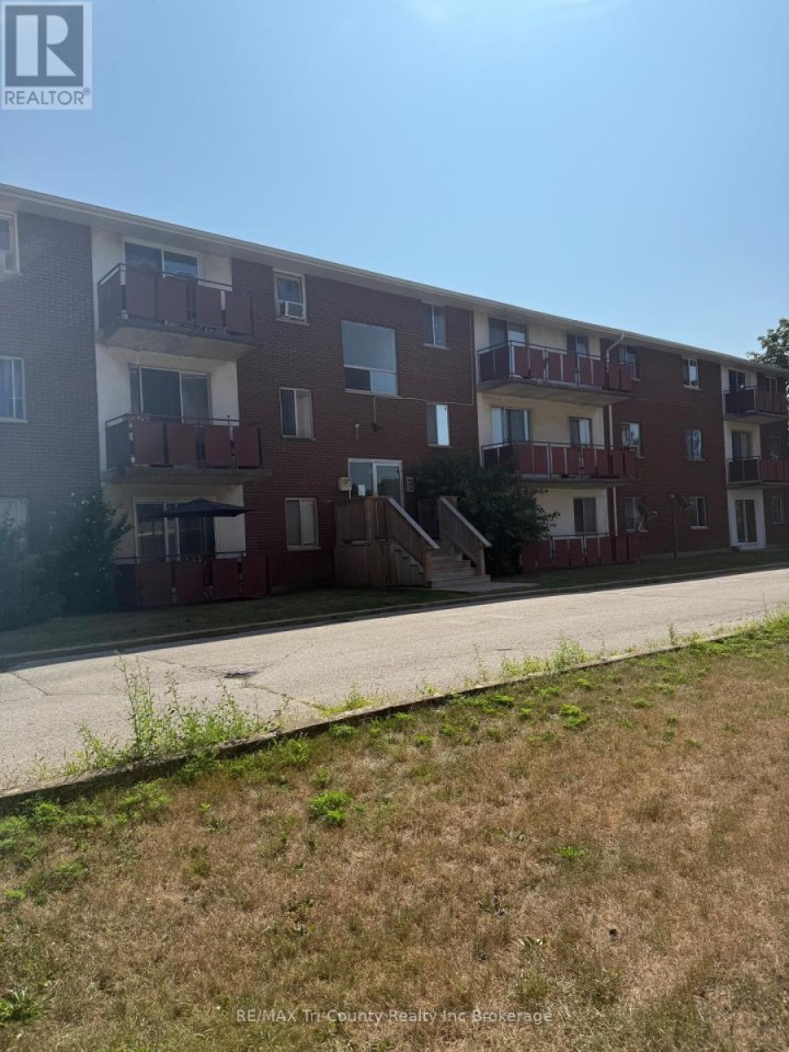 Photo 2 at 105 - 191 Lisgar Avenue, Tillsonburg Photo 2 at 105 - 191 Lisgar Avenue, Tillsonburg