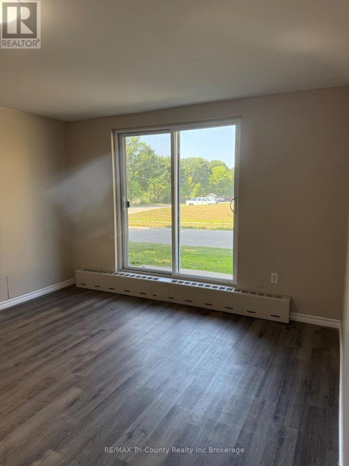 Photo 6 at 105 - 191 Lisgar Avenue, Tillsonburg Photo 6 at 105 - 191 Lisgar Avenue, Tillsonburg