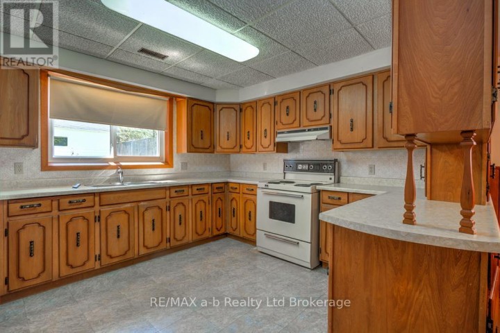 Photo 7 at 57 Baldwin Street, Tillsonburg Photo 7 at 57 Baldwin Street, Tillsonburg