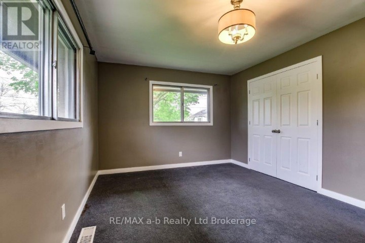 Photo 10 at 9 Duncan Street, Tillsonburg Photo 10 at 9 Duncan Street, Tillsonburg