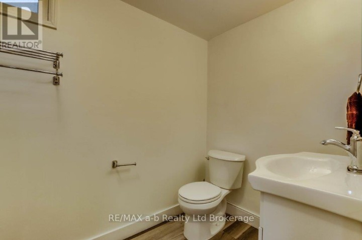 Photo 26 at 9 Duncan Street, Tillsonburg Photo 26 at 9 Duncan Street, Tillsonburg