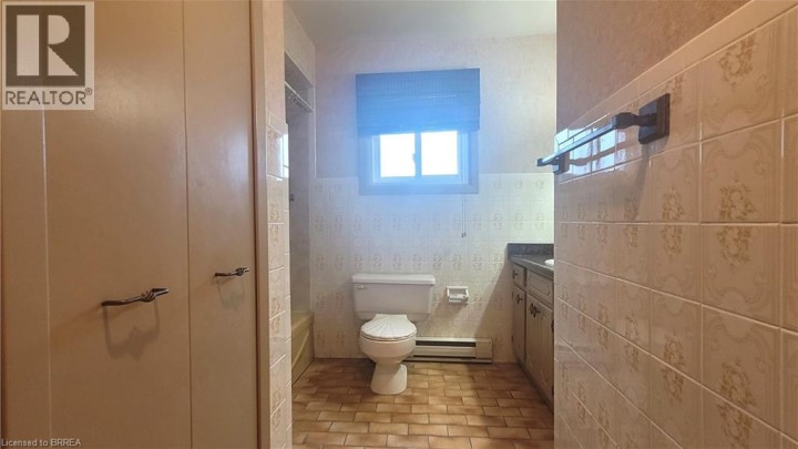 Photo 23 at 325 Fairview Drive, Brantford Photo 23 at 325 Fairview Drive, Brantford