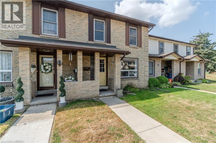 Photo 2 at 15 Centennial D Drive, Brantford Photo 2 at 15 Centennial D Drive, Brantford