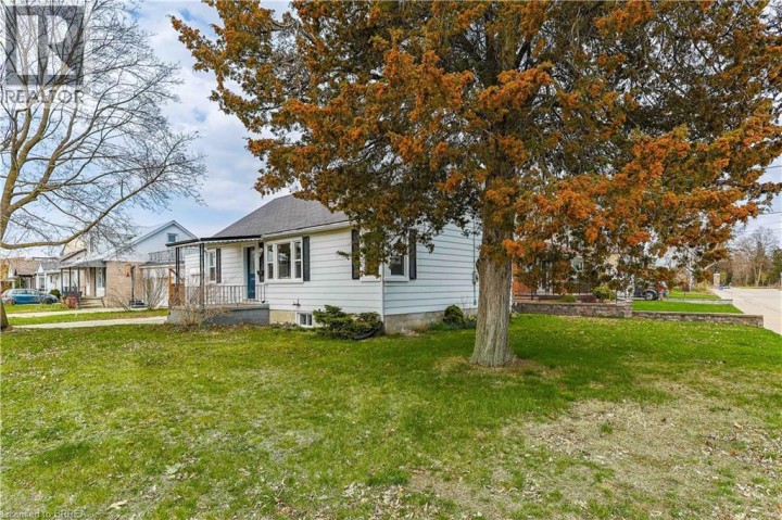 Photo 5 at 17 Hardy Avenue, Tillsonburg Photo 5 at 17 Hardy Avenue, Tillsonburg