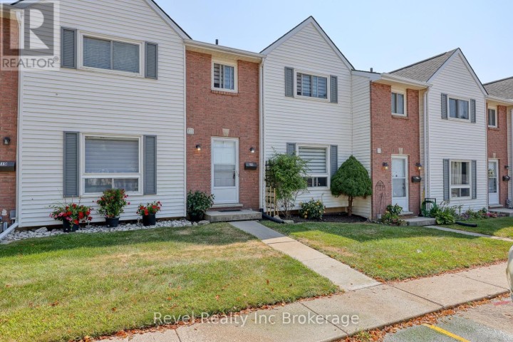 Photo 2 at 20 - 380 Quarter Town Line Road, Tillsonburg Photo 2 at 20 - 380 Quarter Town Line Road, Tillsonburg