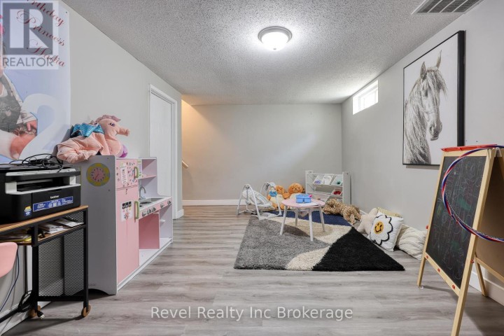 Photo 28 at 20 - 380 Quarter Town Line Road, Tillsonburg Photo 28 at 20 - 380 Quarter Town Line Road, Tillsonburg