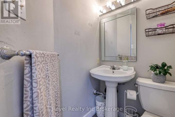 Photo 7 at 20 - 380 Quarter Town Line Road, Tillsonburg Photo 7 at 20 - 380 Quarter Town Line Road, Tillsonburg