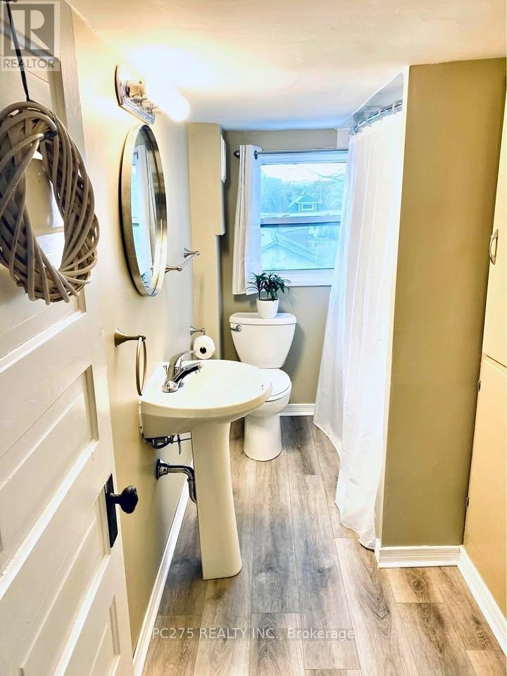 Photo 10 at 43 Tillson Avenue, Tillsonburg Photo 10 at 43 Tillson Avenue, Tillsonburg