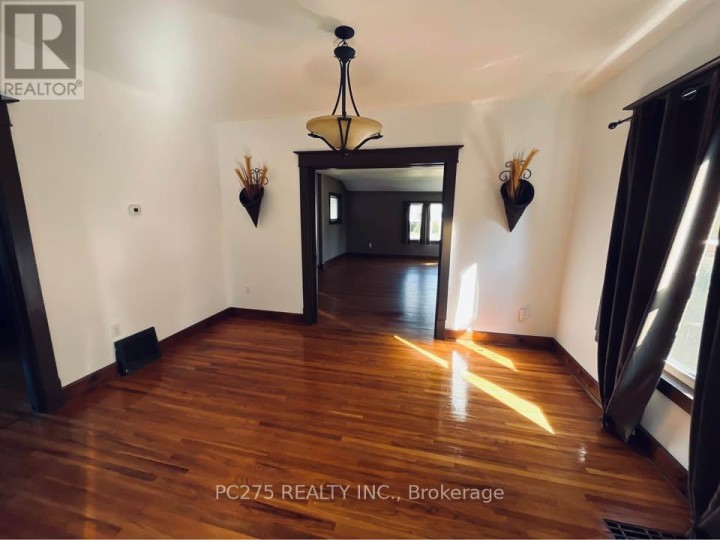 Photo 2 at 43 Tillson Avenue, Tillsonburg Photo 2 at 43 Tillson Avenue, Tillsonburg