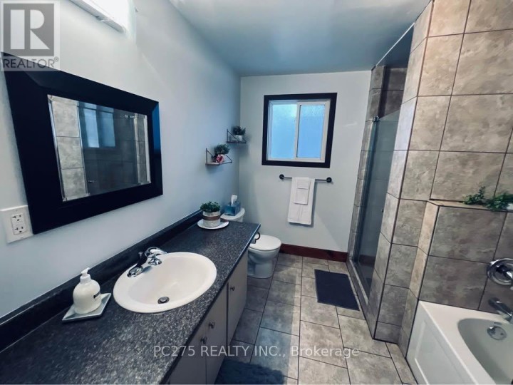 Photo 7 at 43 Tillson Avenue, Tillsonburg Photo 7 at 43 Tillson Avenue, Tillsonburg