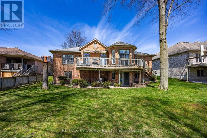 Photo 1 at 11 Woodside Drive, Tillsonburg Photo 1 at 11 Woodside Drive, Tillsonburg