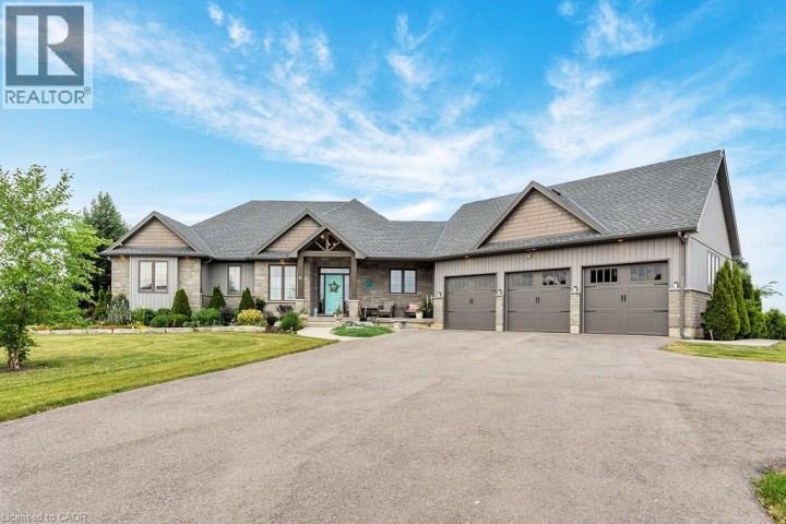 Photo 1 at 6 Macneil Court, Brantford Photo 1 at 6 Macneil Court, Brantford