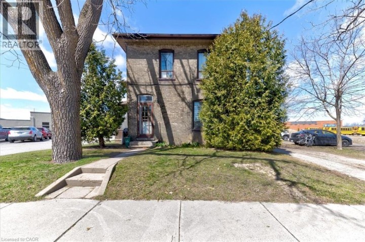 Photo 1 at 135 Sherwood Drive, Brantford Photo 1 at 135 Sherwood Drive, Brantford