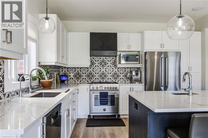 Photo 12 at 32 Arlington Parkway, Innerkip, Woodstock Photo 12 at 32 Arlington Parkway, Innerkip, Woodstock