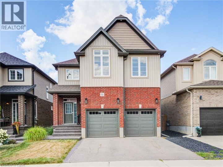 Photo 2 at 32 Arlington Parkway, Innerkip, Woodstock Photo 2 at 32 Arlington Parkway, Innerkip, Woodstock