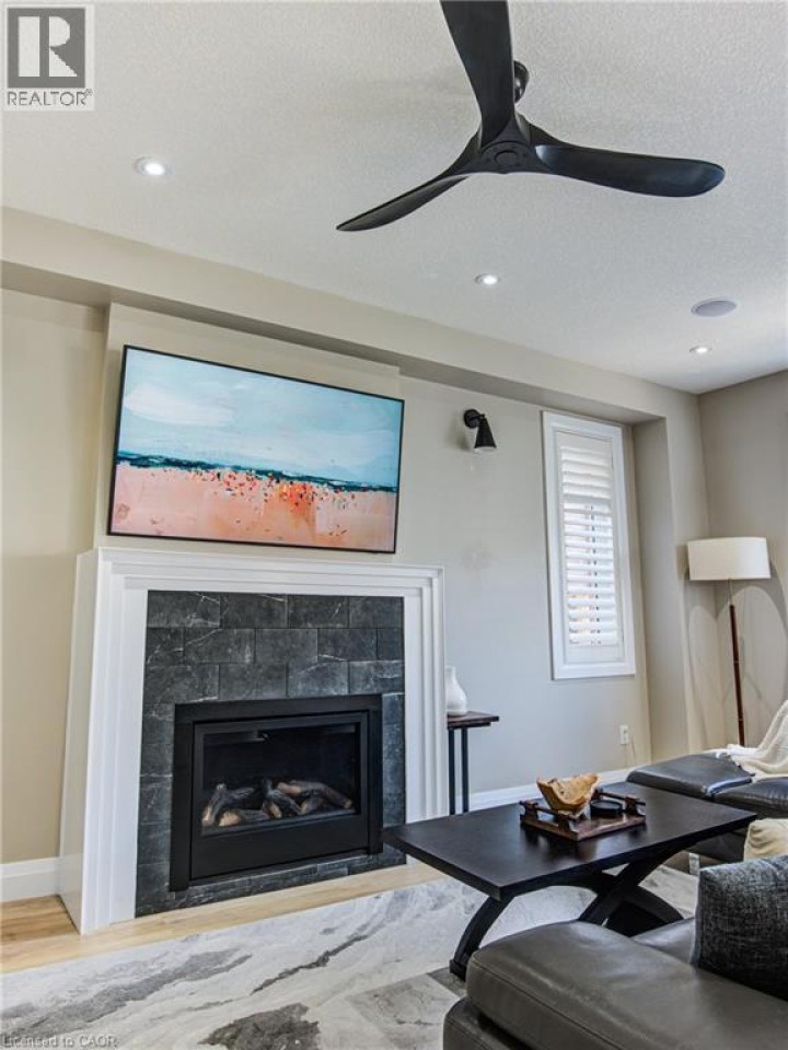 Photo 10 at 32 Arlington Parkway, Innerkip, Woodstock Photo 10 at 32 Arlington Parkway, Innerkip, Woodstock