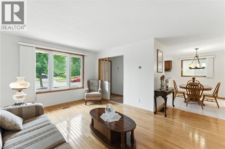 Photo 8 at 1043 Canfield Crescent, Woodstock Photo 8 at 1043 Canfield Crescent, Woodstock