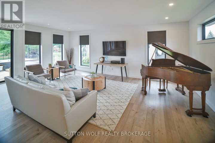 Photo 6 at 65 Park Avenue, Innerkip, Woodstock Photo 6 at 65 Park Avenue, Innerkip, Woodstock