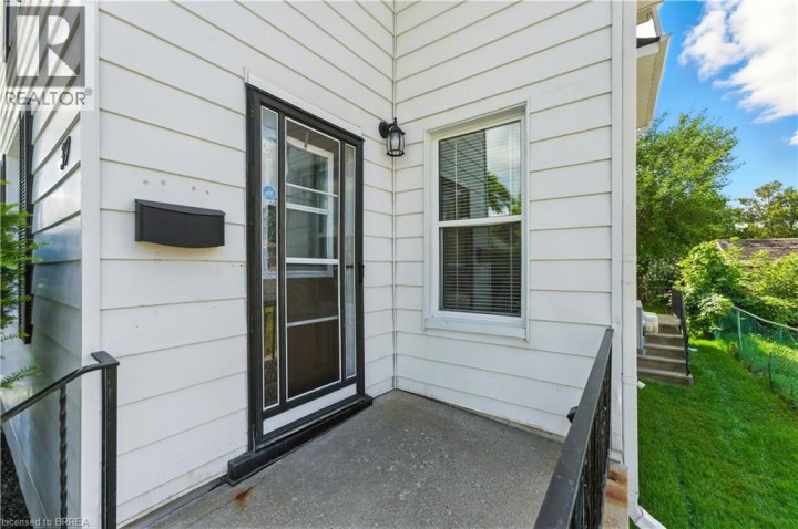 Photo 3 at 39 Allenby Avenue, Brantford Photo 3 at 39 Allenby Avenue, Brantford