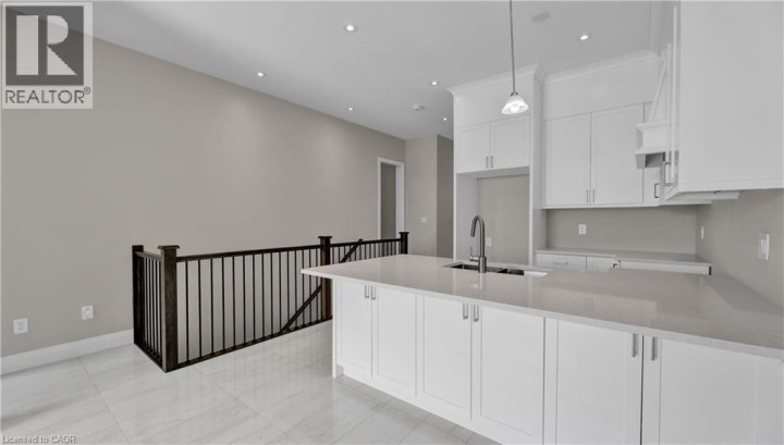 Photo 7 at 800 Garden Court Crescent, Woodstock Photo 7 at 800 Garden Court Crescent, Woodstock