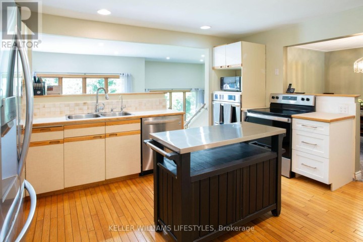 Photo 15 at 4 Burdock Court, Tillsonburg Photo 15 at 4 Burdock Court, Tillsonburg