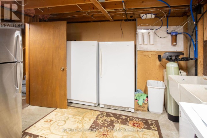 Photo 34 at 4 Burdock Court, Tillsonburg Photo 34 at 4 Burdock Court, Tillsonburg