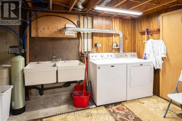 Photo 35 at 4 Burdock Court, Tillsonburg Photo 35 at 4 Burdock Court, Tillsonburg