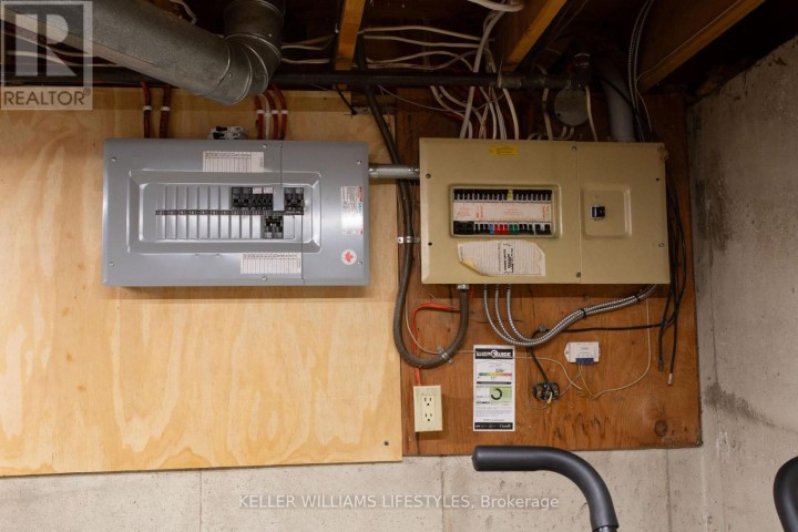 Photo 38 at 4 Burdock Court, Tillsonburg Photo 38 at 4 Burdock Court, Tillsonburg