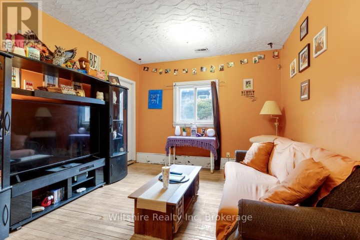 Photo 11 at 324 Broadway Street, Tillsonburg Photo 11 at 324 Broadway Street, Tillsonburg