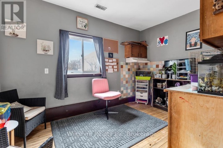 Photo 4 at 324 Broadway Street, Tillsonburg Photo 4 at 324 Broadway Street, Tillsonburg