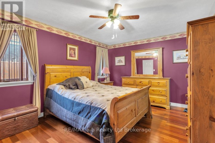 Photo 11 at 53 Woodland Crescent, Tillsonburg Photo 11 at 53 Woodland Crescent, Tillsonburg