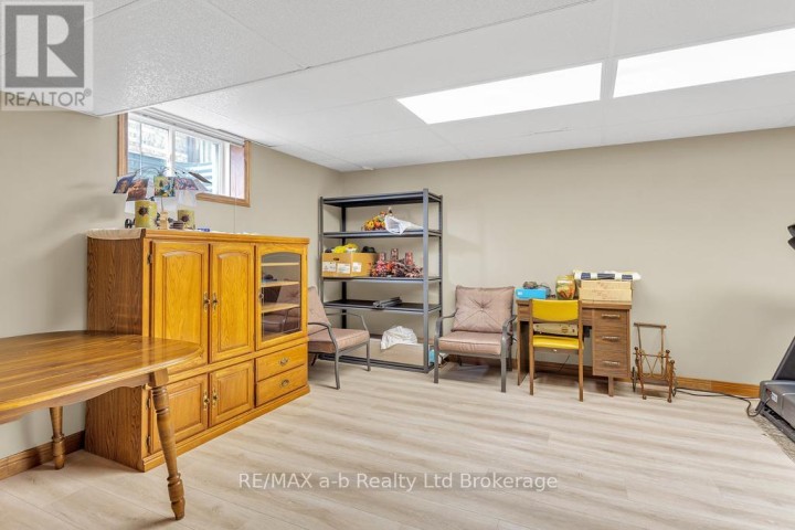 Photo 15 at 53 Woodland Crescent, Tillsonburg Photo 15 at 53 Woodland Crescent, Tillsonburg