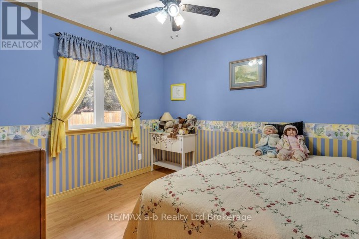 Photo 9 at 53 Woodland Crescent, Tillsonburg Photo 9 at 53 Woodland Crescent, Tillsonburg