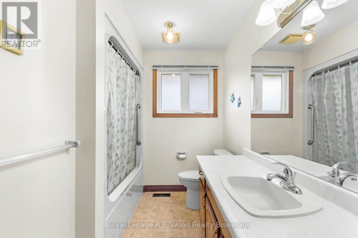 Photo 12 at 38 Denrich Avenue, Tillsonburg Photo 12 at 38 Denrich Avenue, Tillsonburg