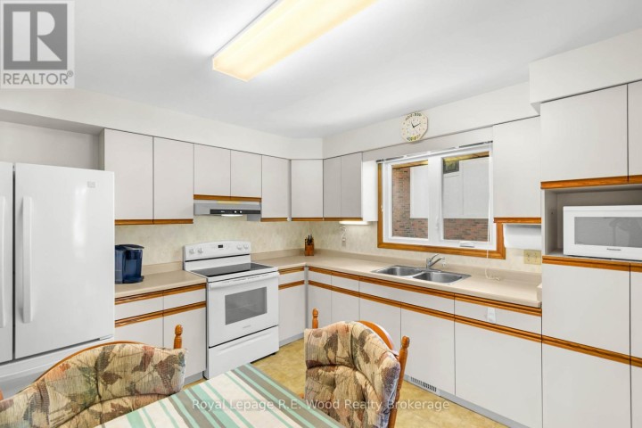 Photo 9 at 38 Denrich Avenue, Tillsonburg Photo 9 at 38 Denrich Avenue, Tillsonburg