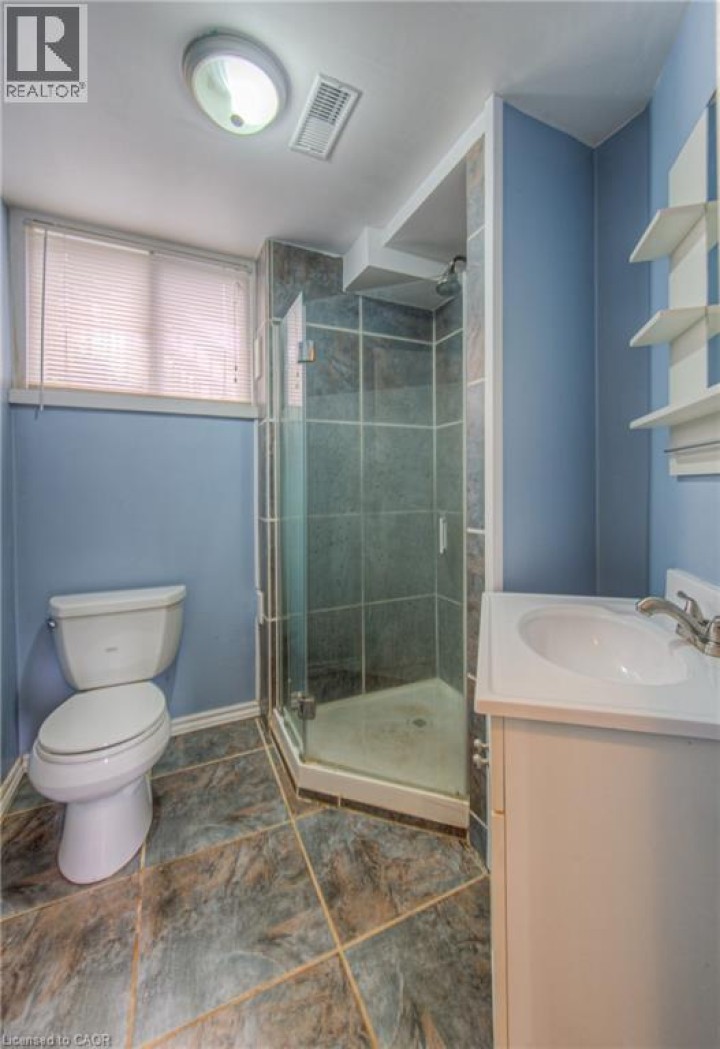 Photo 31 at 16 Brisbane Boulevard, Brantford Photo 31 at 16 Brisbane Boulevard, Brantford