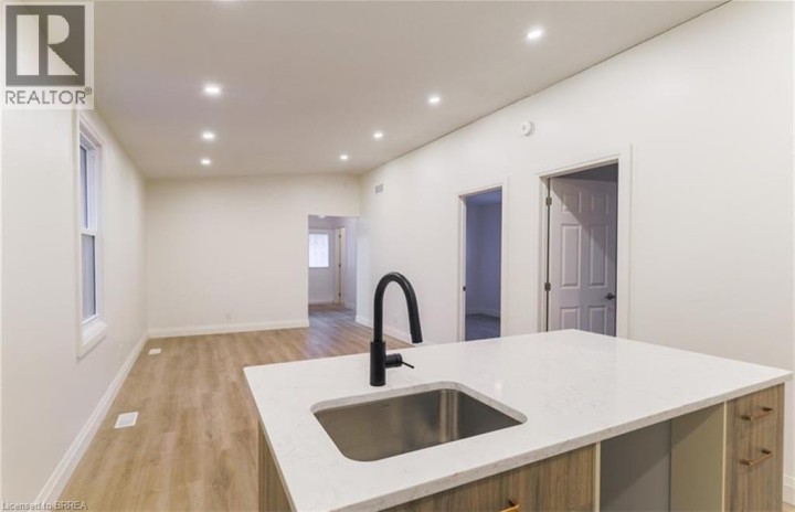 Photo 5 at 19 - A Creeden Street, Innerkip, Woodstock Photo 5 at 19 - A Creeden Street, Innerkip, Woodstock