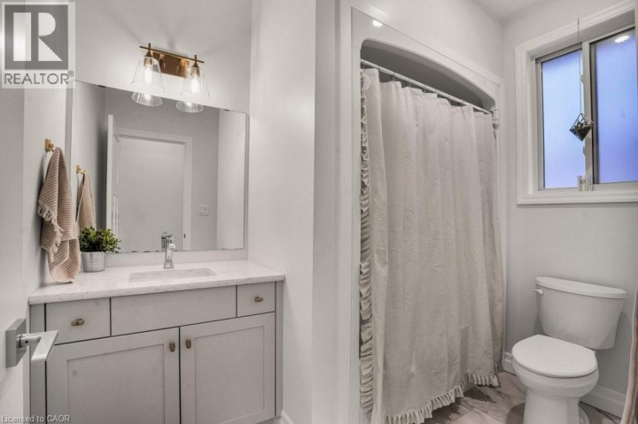 Photo 8 at 11 Keba Crescent, Tillsonburg Photo 8 at 11 Keba Crescent, Tillsonburg