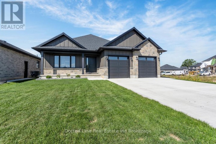 Photo 3 at 18 Walnut Drive, Tillsonburg Photo 3 at 18 Walnut Drive, Tillsonburg