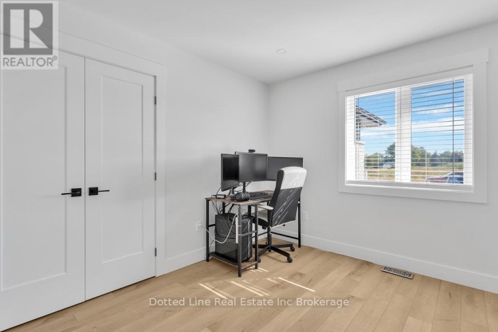 Photo 18 at 16 Walnut Drive, Tillsonburg Photo 18 at 16 Walnut Drive, Tillsonburg