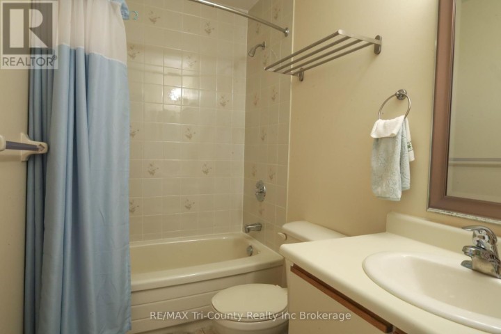 Photo 17 at 20 Edwin Crescent, Tillsonburg Photo 17 at 20 Edwin Crescent, Tillsonburg