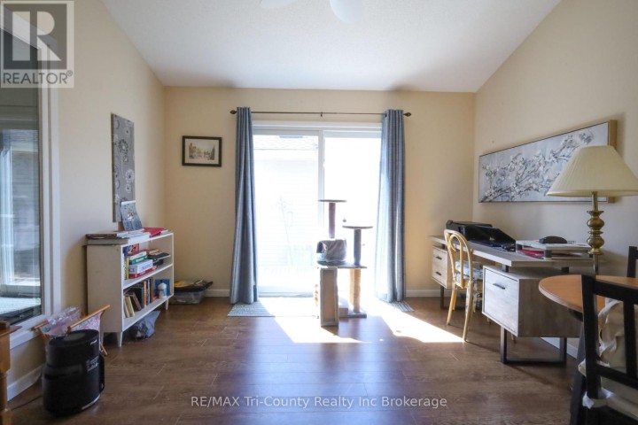 Photo 18 at 20 Edwin Crescent, Tillsonburg Photo 18 at 20 Edwin Crescent, Tillsonburg