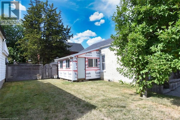 Photo 21 at 139 Chestnut Avenue, Brantford Photo 21 at 139 Chestnut Avenue, Brantford