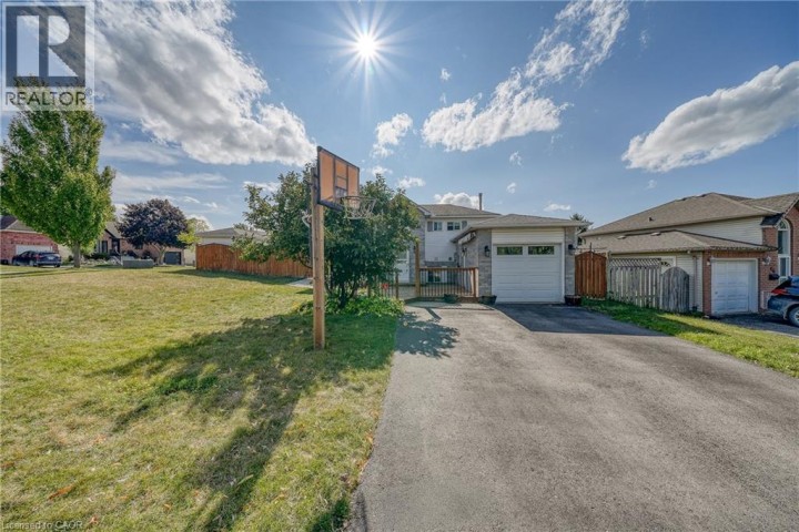 Photo 4 at 50 Pebble Beach Court, Woodstock Photo 4 at 50 Pebble Beach Court, Woodstock