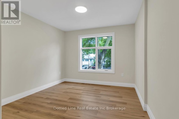 Photo 13 at 9 Delevan Crescent, Tillsonburg Photo 13 at 9 Delevan Crescent, Tillsonburg