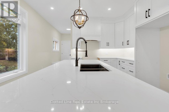 Photo 9 at 9 Delevan Crescent, Tillsonburg Photo 9 at 9 Delevan Crescent, Tillsonburg