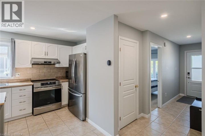 Photo 4 at 60 Savannah Ridge Drive, Innerkip, Woodstock Photo 4 at 60 Savannah Ridge Drive, Innerkip, Woodstock